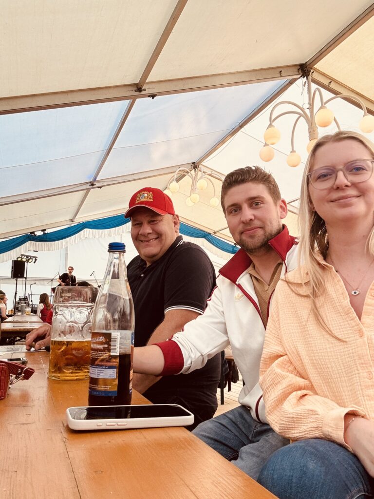 Volksfest Neuburg 2025